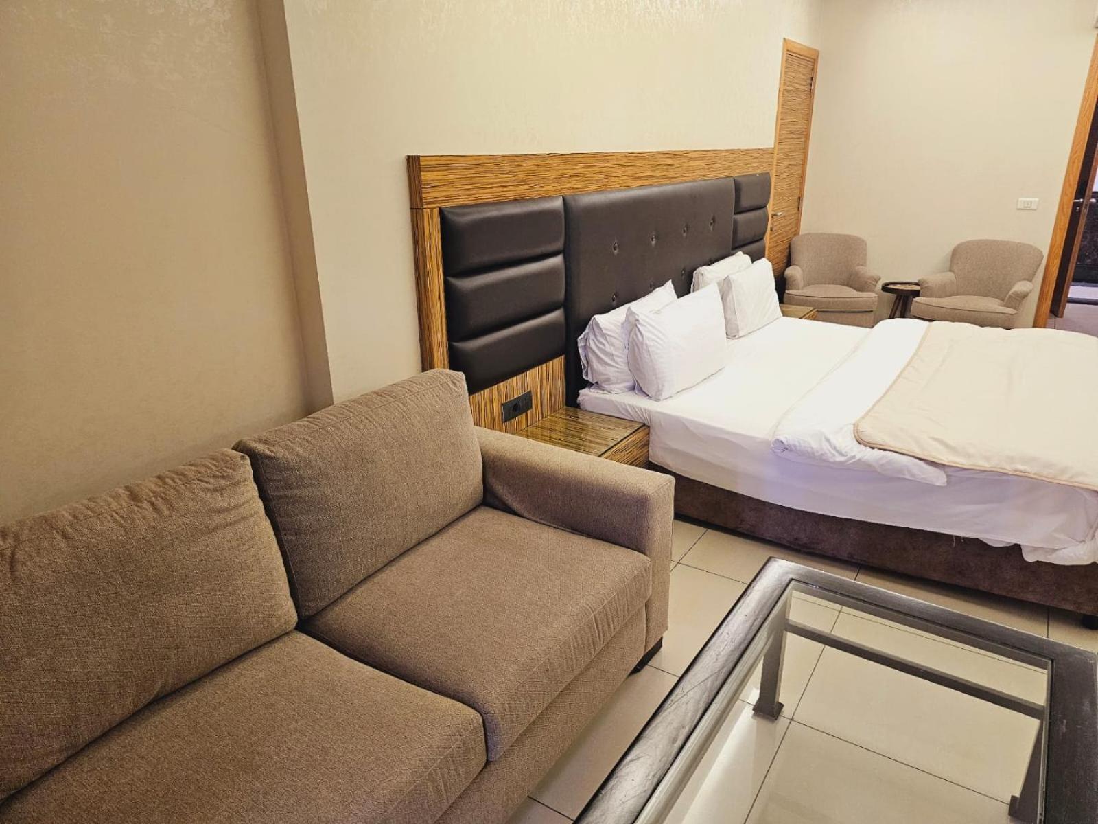 Verdun Suites Hotel Beirut Bagian luar foto