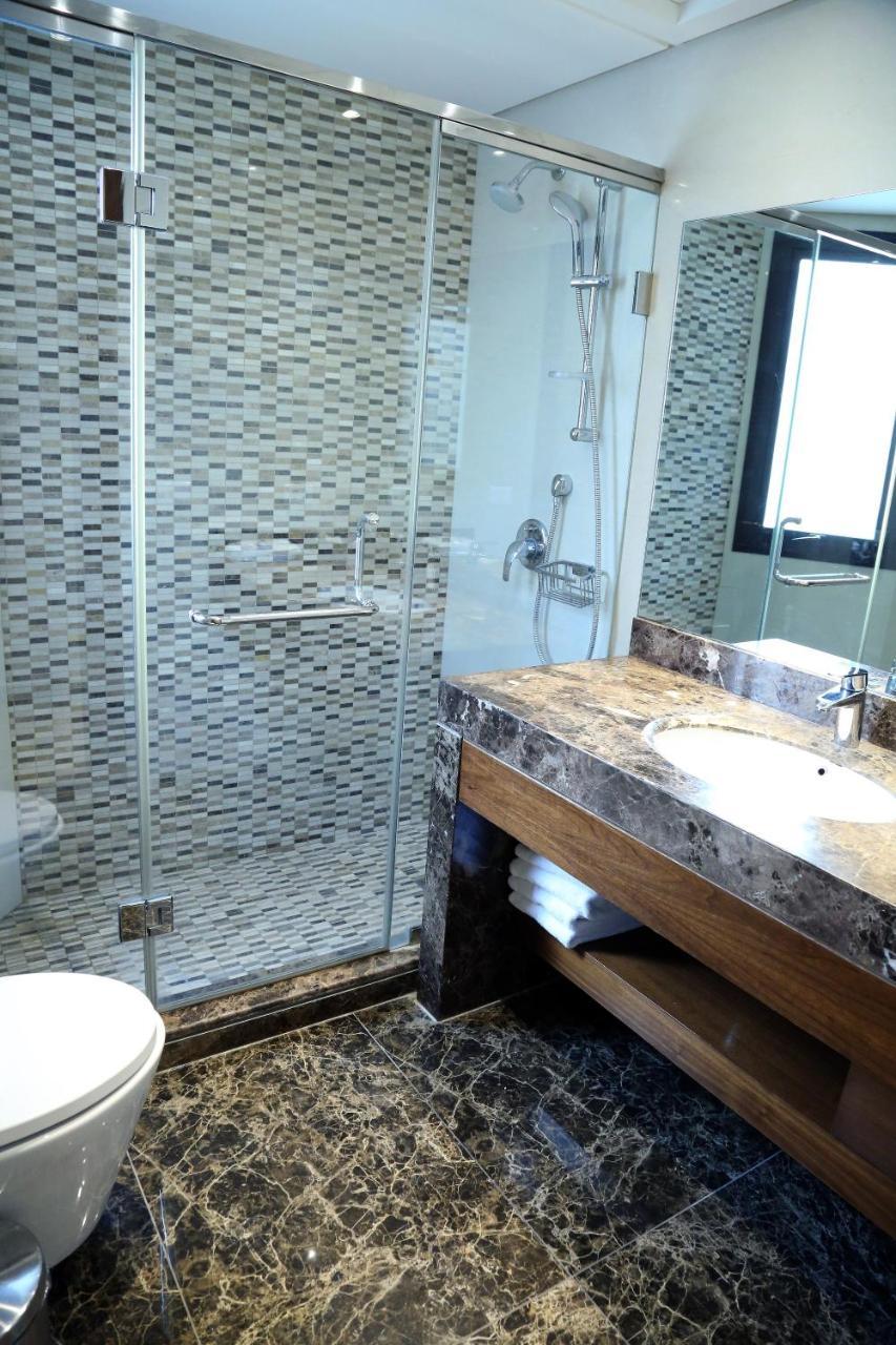 Verdun Suites Hotel Beirut Bagian luar foto