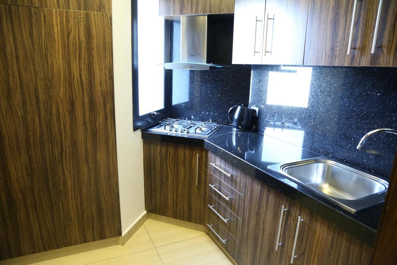 Verdun Suites Hotel Beirut Bagian luar foto
